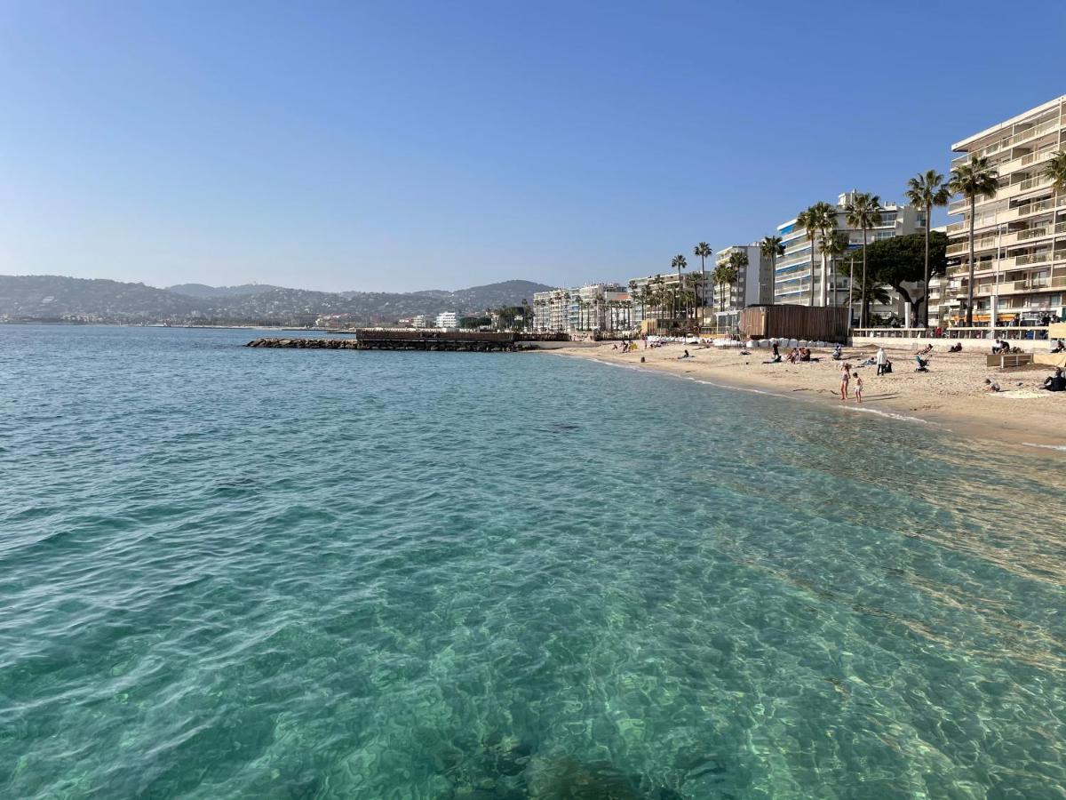 Spacieux F2 Climatise Proche De La Mer 昂蒂布 外观 照片